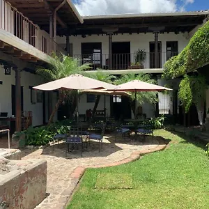 https://villa-de-antigua.guatemalaantiguahotels.com