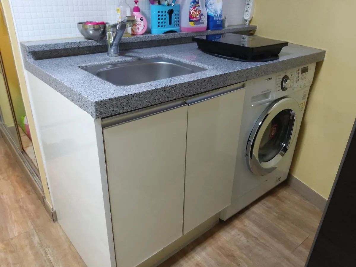 Хостел Cheonggye Haus Сеул 0*,
